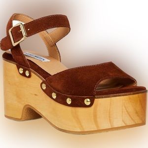 New in box Steve Madden size 10